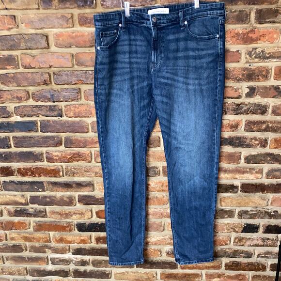 Calvin Klein Dark Wash Blue Denim Slim Fit Jeans Men's Size 38x32 - Picture 1 of 8